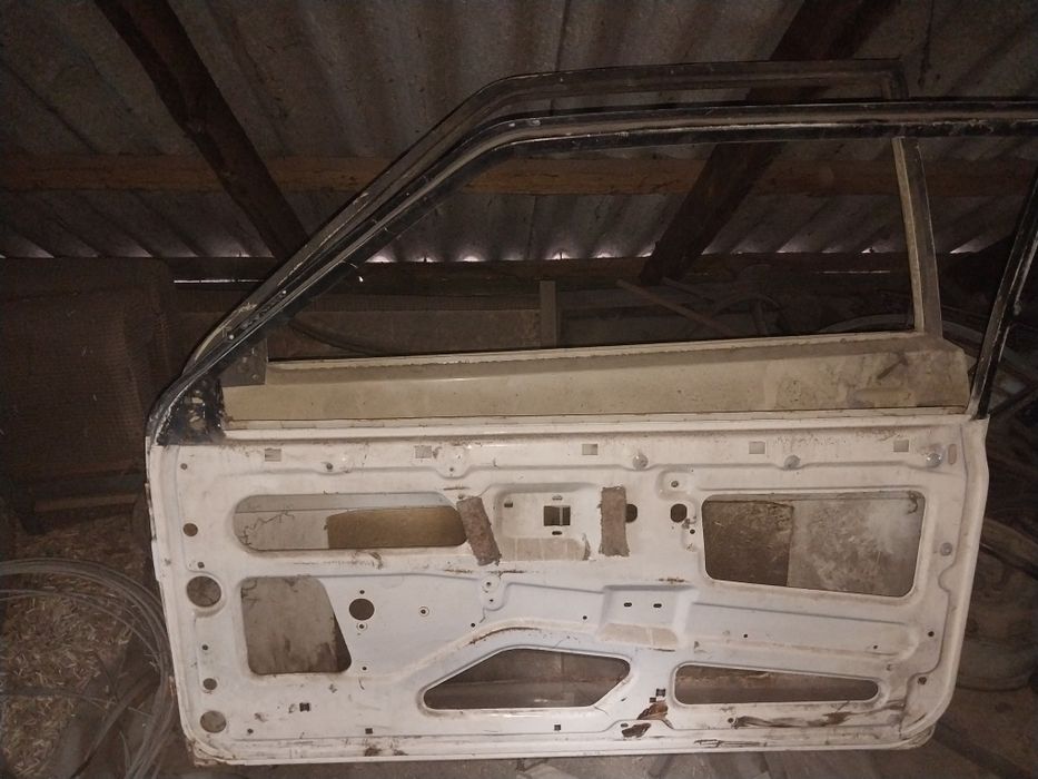 Двері Ваз 2108,  Нива 2121, ваз2110, ланос, сенс.