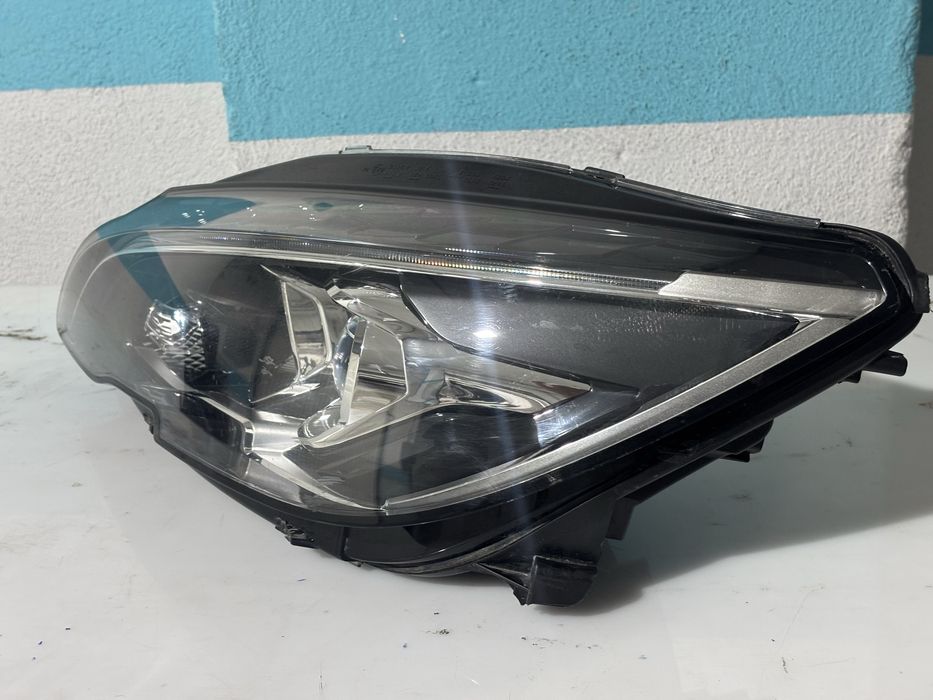 Farol Peugeot 308 dianteiro esquerdo