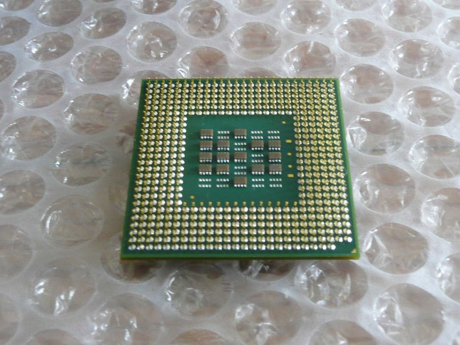 Processadores Intel Pentium 4 - 2.4 Ghz e 2.2 Ghz com dissipadores64862478188675124