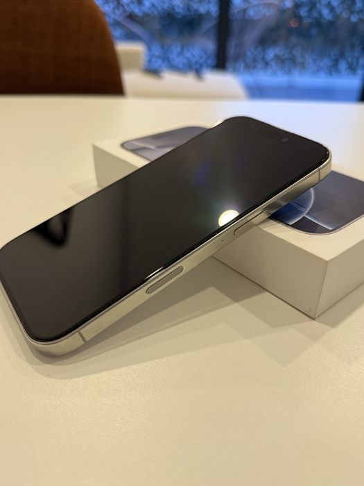 iPhone 16 Pro 128 gb Branco - Garantia