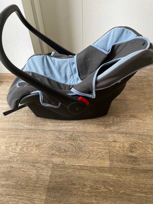 Автокрісло дитяче від 0 до 1 року Bambi