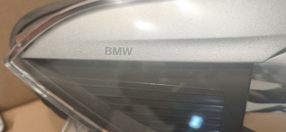 Vendo  vário.   material BMW