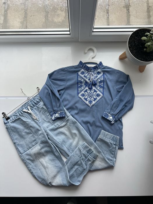 Вишиванка для хлопця 110-116розмір(5-6років)і штани