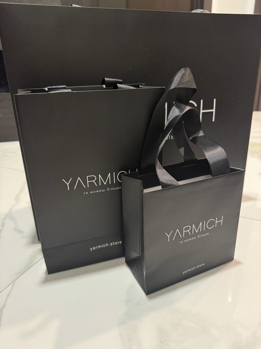 Чоловічий смокінг від українського відомого бренду Yarmich