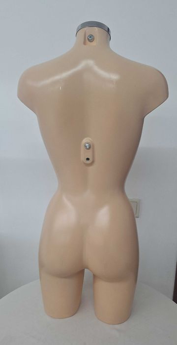 Manequim de mulher 87cm