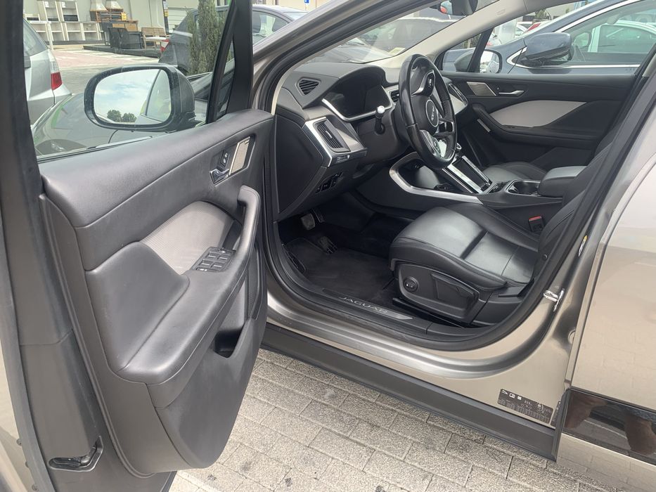 Jaguar Ipace elétrico autonomia 400 km