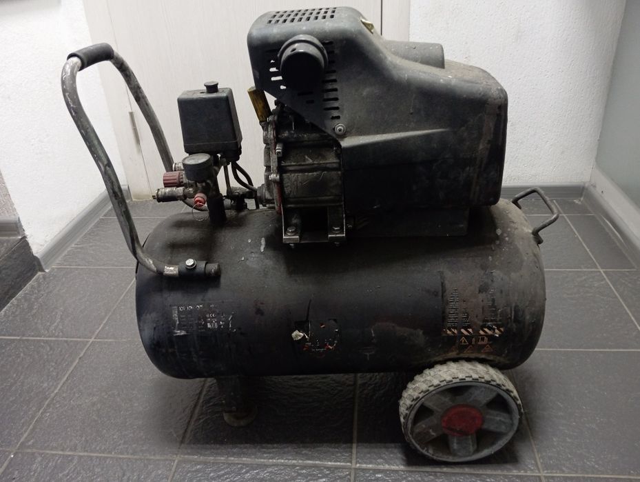 Компресор Dnipro M AC-50LX