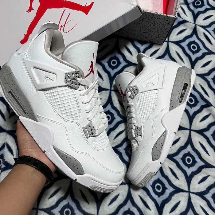 Jordan_4_Retro_White_Oreo R.38.5