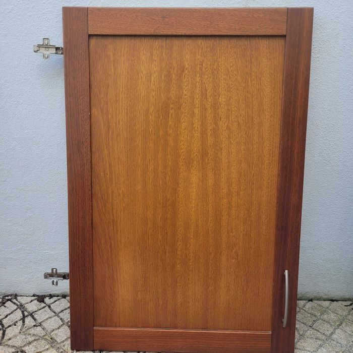 Portas/Gavetas de Cozinha com Ferragens