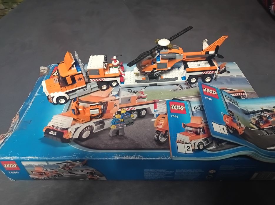 LEGO City 7686 Laweta do przewozu helikoptera
