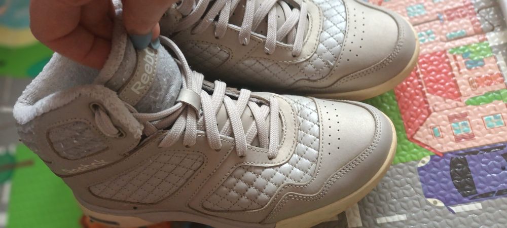 Теплі КРОСІВКИ Reebok