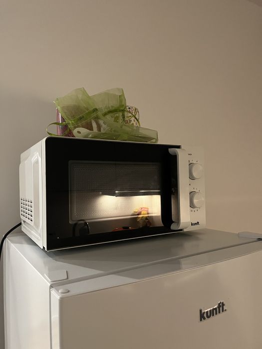 Microondas e air fryer