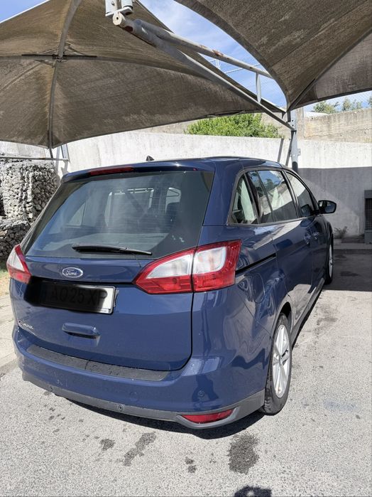 Ford C-Max 2017 - Muito Estimado - Revisão Feita - Pronto a Andar — photo 4
