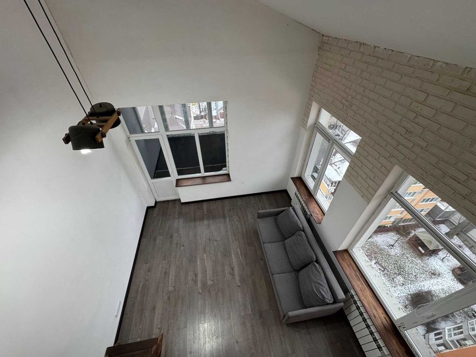 Продам 2кімнатну квартиру з новим ремонтом в центрі міста!