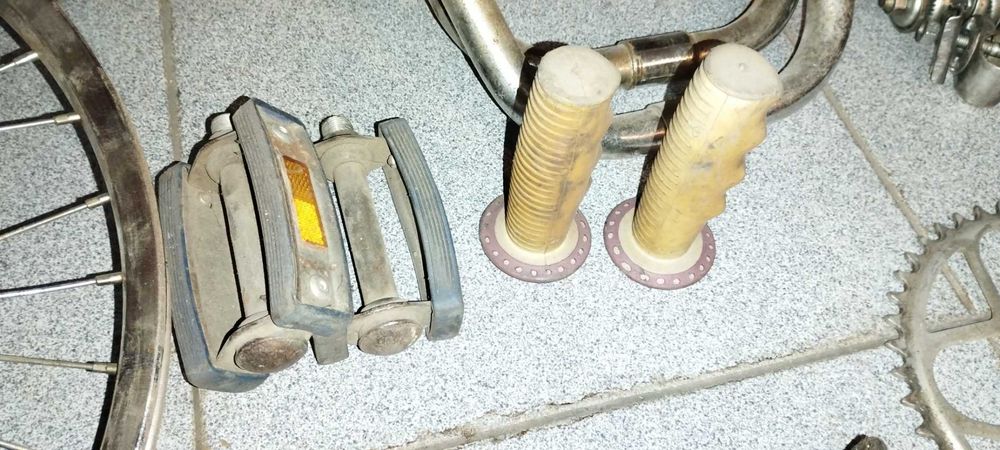 Duas Bicicletas Vilar Dobráveis