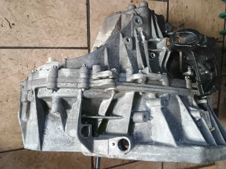 Manualna skrzynia biegów Renault Megane III 1,2 TCE 2014r. TL4068