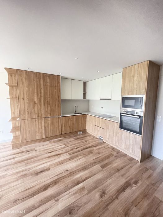 Aluga-se apartamento T1 Novo em Gualtar