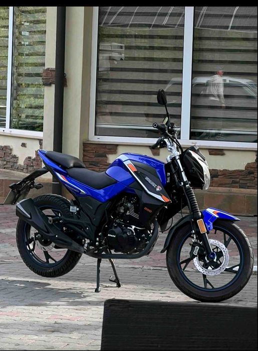 Продам мотоцикл Spark SP-200 R-30
