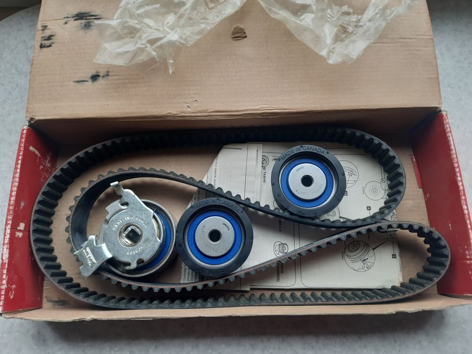 Комплект ГРМ Gates KO15408XS