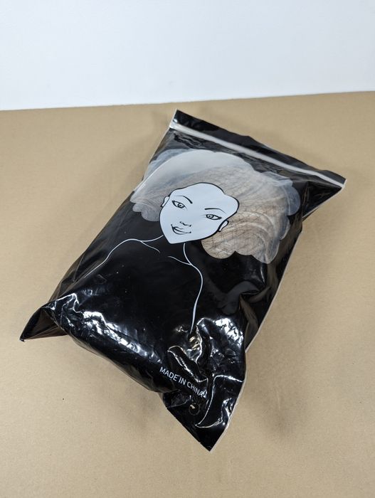 Peruka damska grzywka ombre blond pasemka ok 35 cm proste włosy