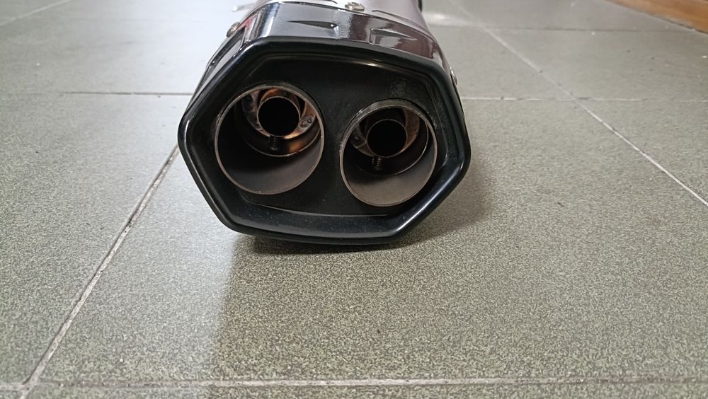 Ponteira e tubo Escape FR Exhaust