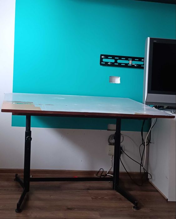 Sprzedam stół kuchenny