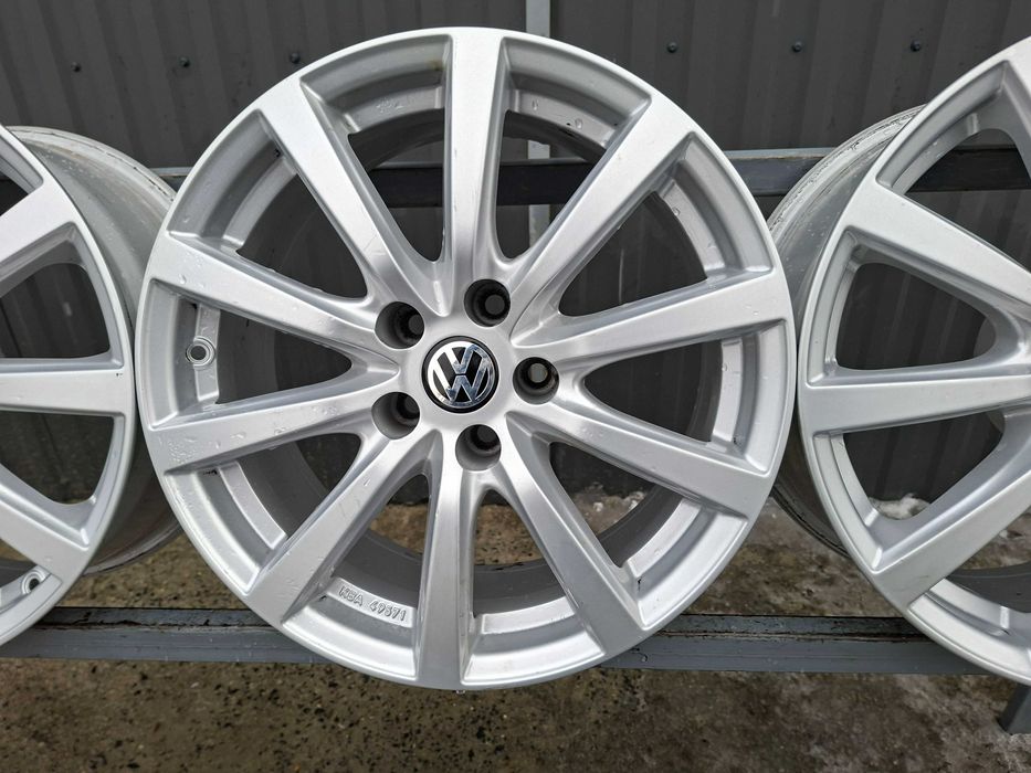 Диски 5/112 R17 7,5J ET27 Фольцваген .
