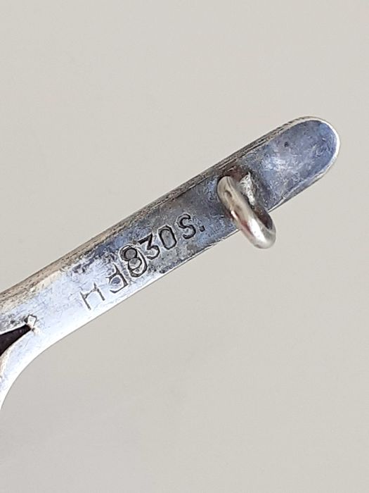 Srebrna broszka vintage sygnowana Hermana Siersbøl?