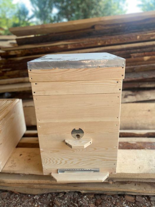 Улей Дадан 12-рамочный (корпус + магазин) "под ключ"