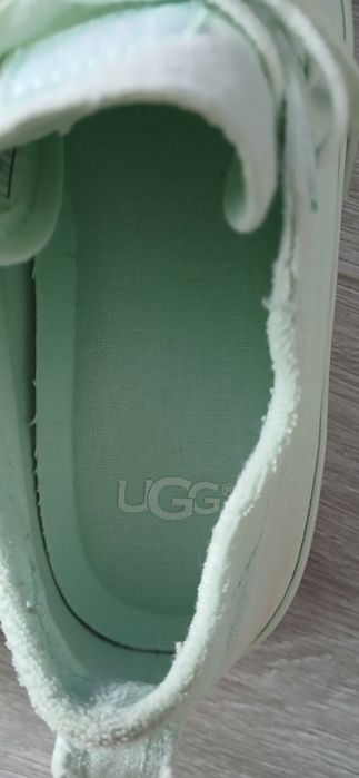 Miętowe oryginalne trampki UGG R 37