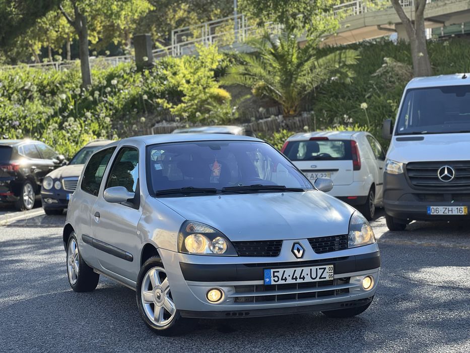 Renault Clio 1.2 16v Billabong - 03