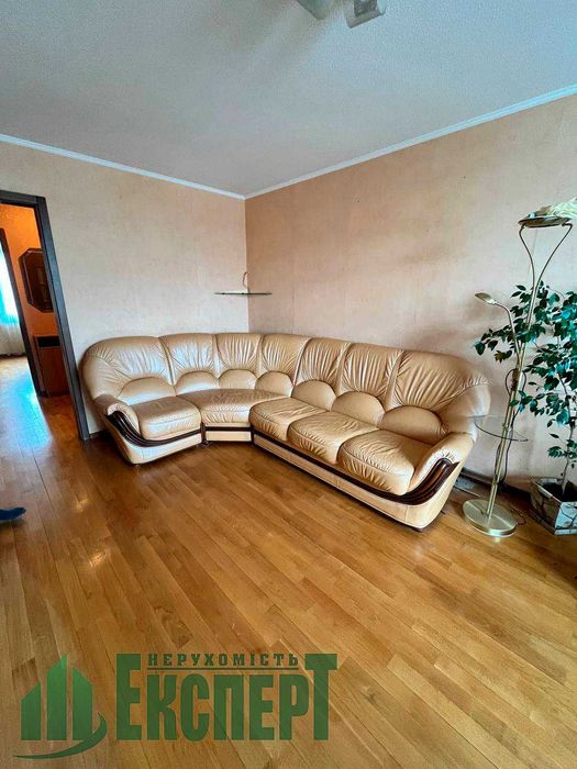 Продажа 4-к квартиры у м. Студенческая