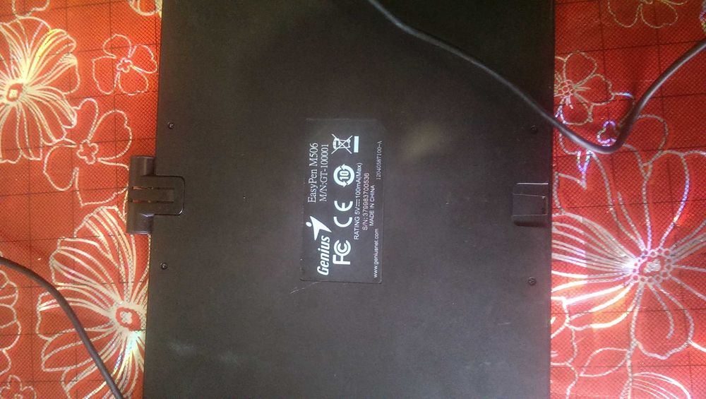 Продаеться графический планшет б/у без карандаша. Не дорого