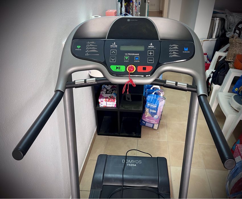 Passadeira de Corrida Domyos T520A – como nova