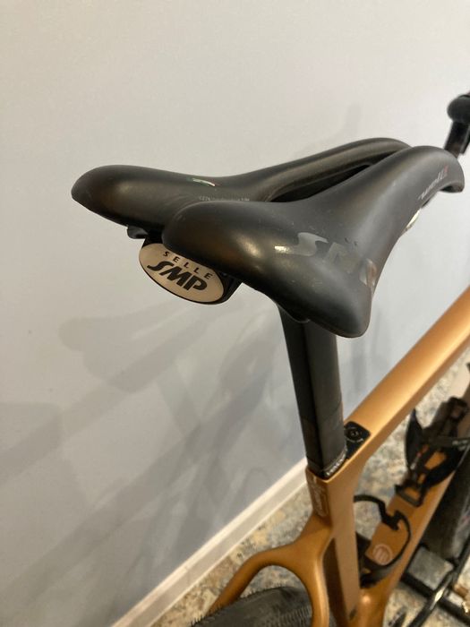 3 T Exploro roz M Rival AxS