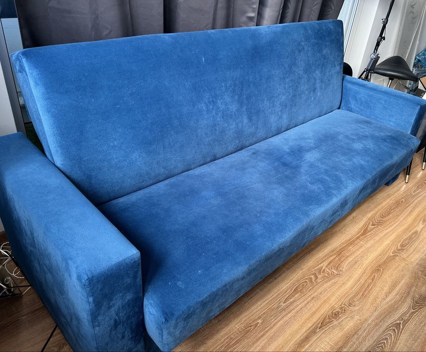 Kanapa rozkladana niebieska