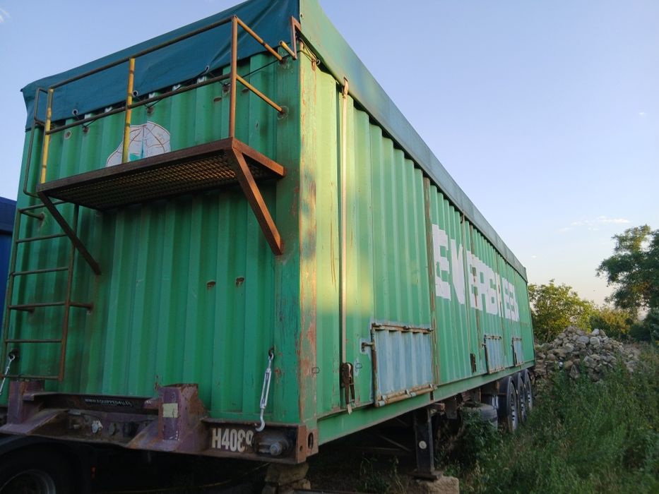 Продам заводський контейнеровоз