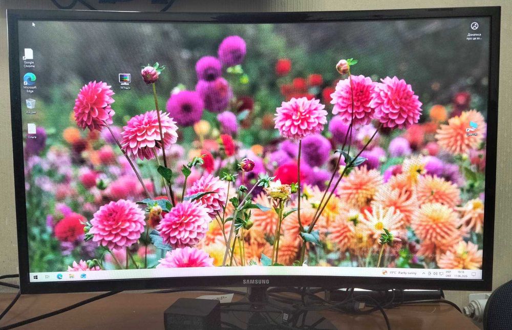 Монітор Samsung C27F390FHI матриця вигнута