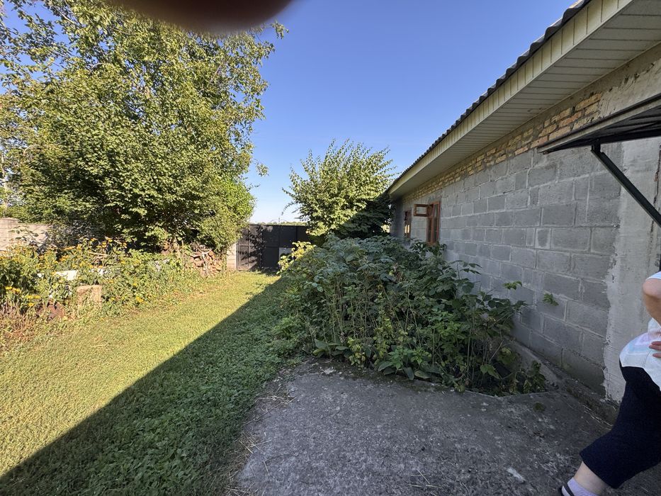 Продам будинок + земля/ присадиба/Гребінки