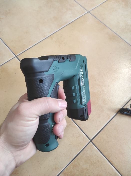 Степлер акумуляторний НІМЕЧЧИНА Parkside PAT 4 D6 аккумуляторный