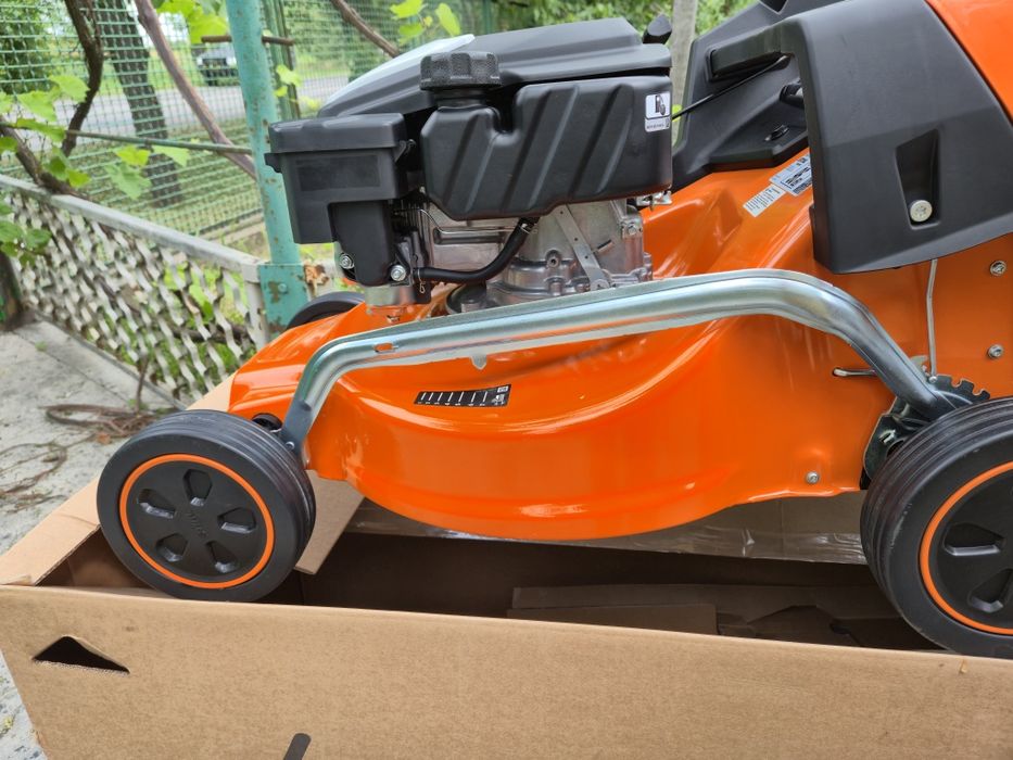 Газонокосилка бензиновая Stihl RM 248 — Состояние НОВОЙ! На гарантии.