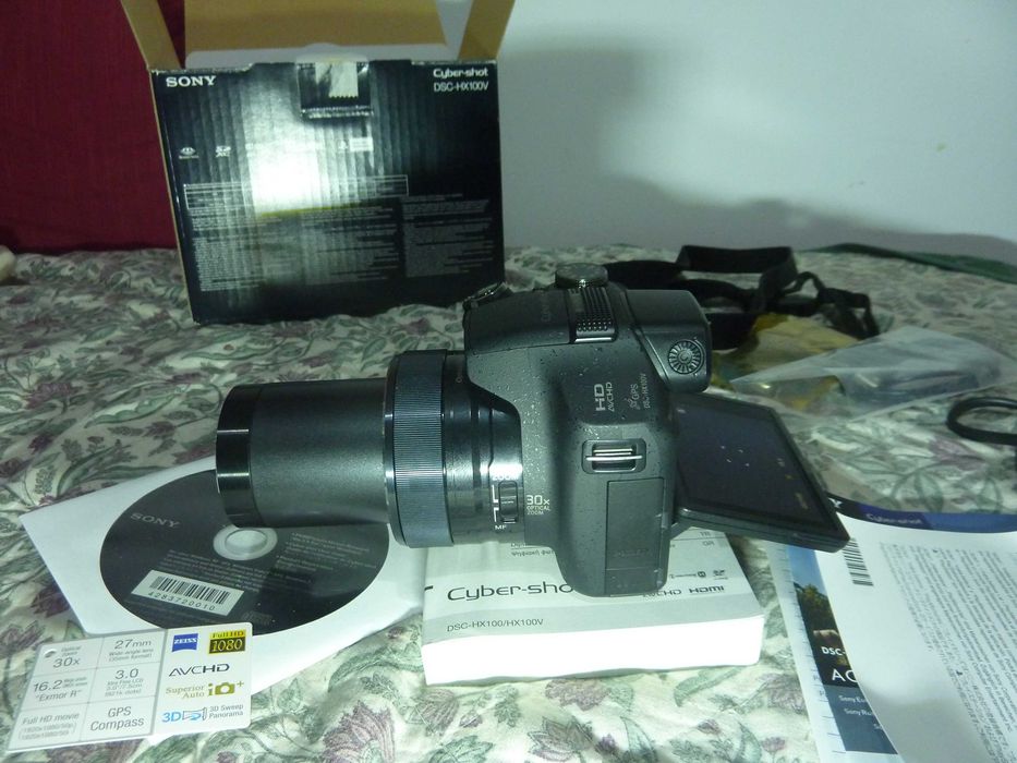 Maquina fotografica SONY CYBER-SHOT HX-100V (Praticalmente nova)