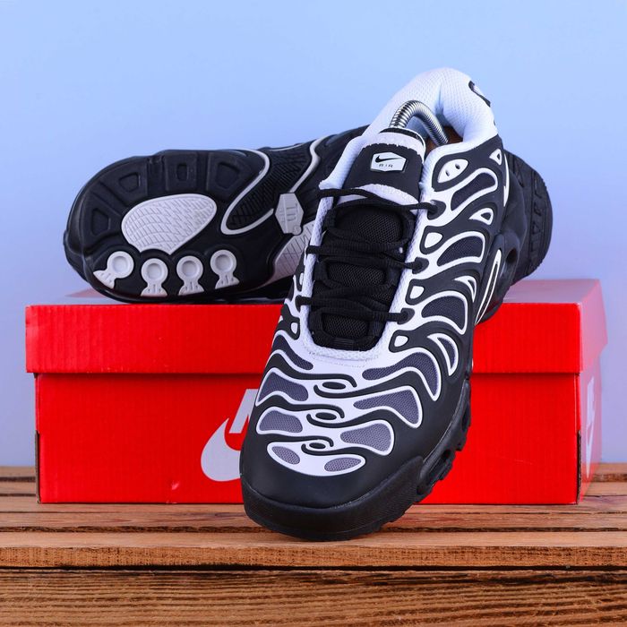 (2326) Кросівки Nike Air Max TN Plus Drift чорні з білим (41-45) найк найки
