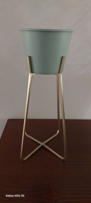 Vaso com suporte