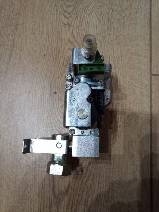 Zawór gazowy  Junkers ZW 24.Junkers ceraclass