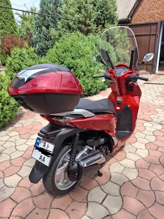 Продам Honda sh 300 2016