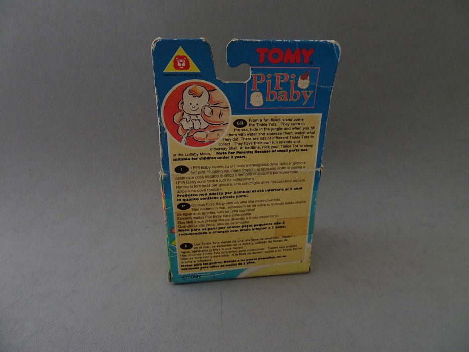 Pipi Baby da Tomy Refª 6000 (com os olhos fechados)