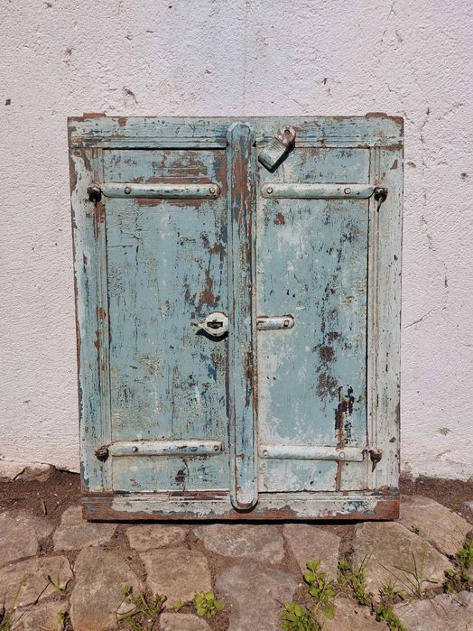 Janelas antigas indianas em madeira teca