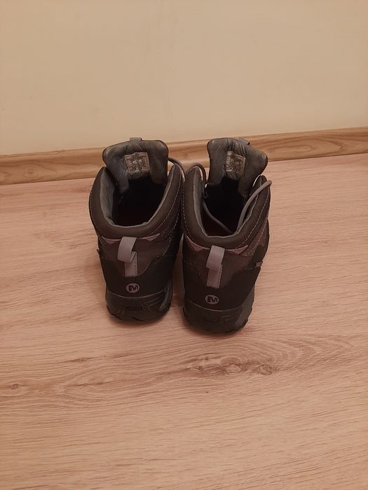 Ботинки женские р.38 MERRELL