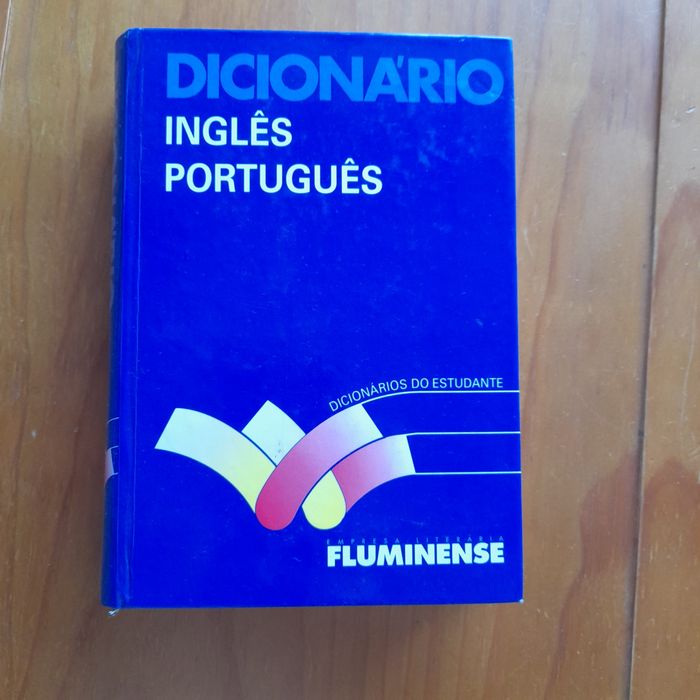 Dicionarios escolares diversos